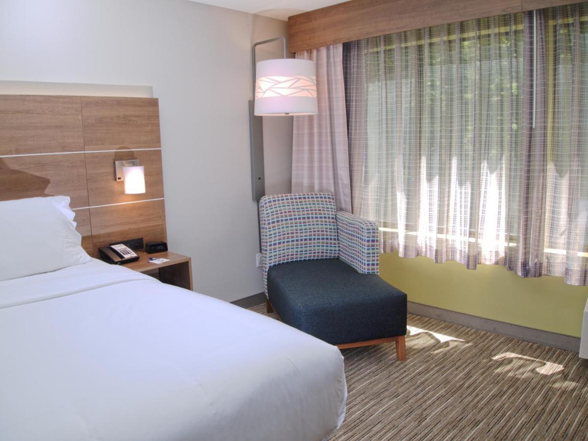 Holiday Inn Express South Burlington By Ihg Экстерьер фото