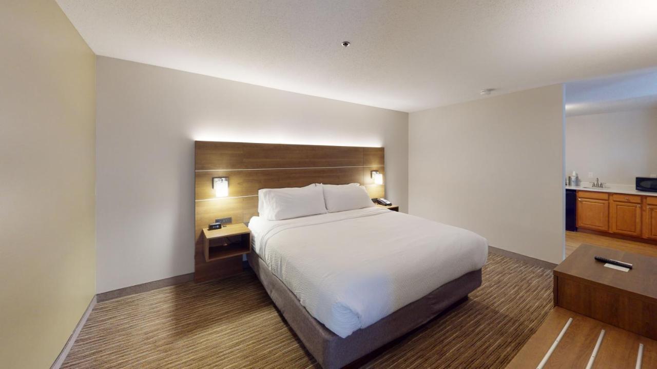 Holiday Inn Express South Burlington By Ihg Экстерьер фото